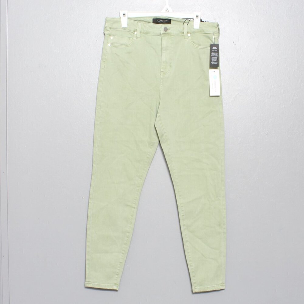 Liverpool NWT Spanish moss green soft denim skinny jeans stitch fix